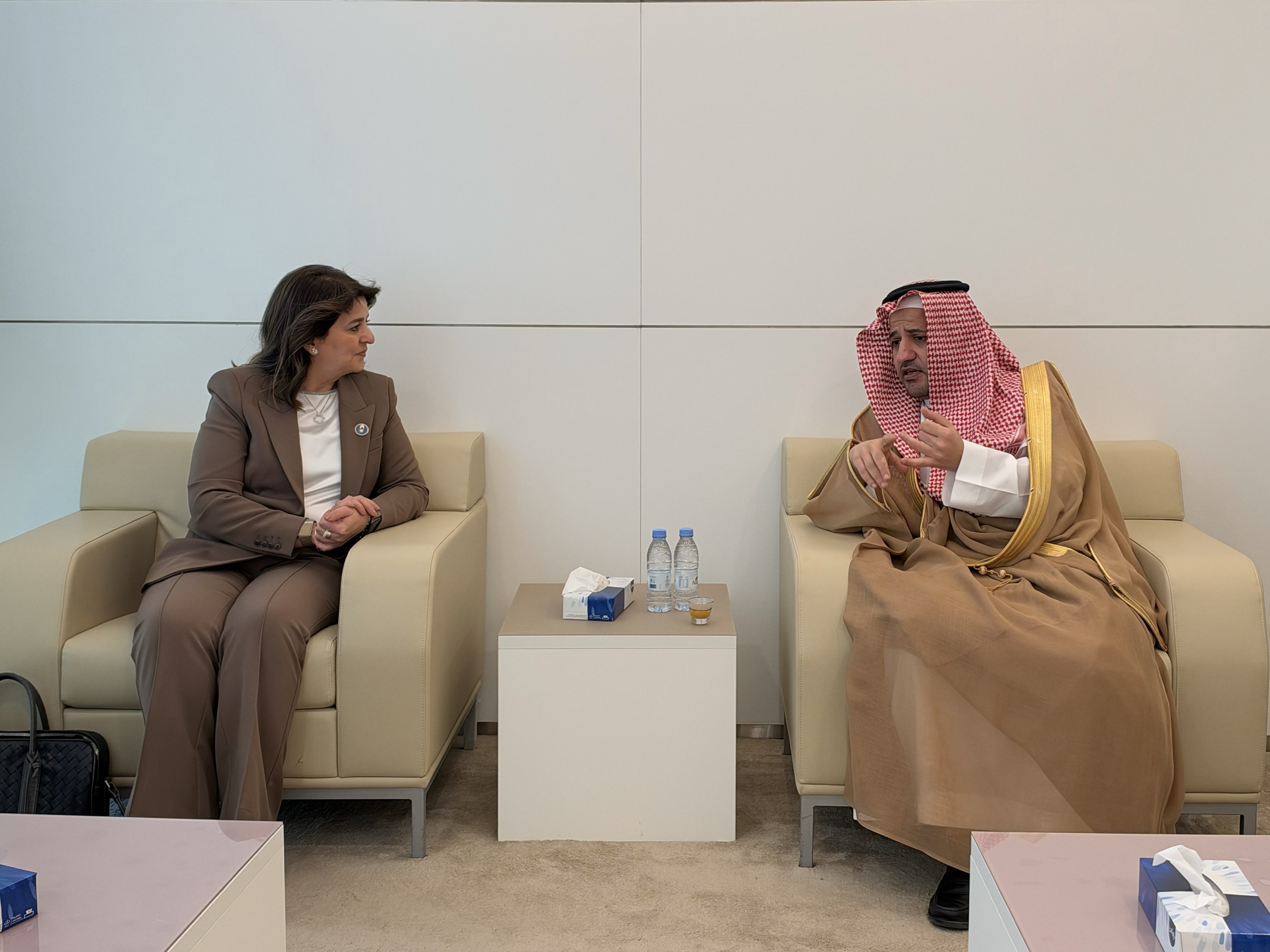الرئيس التنفيذي للمركز الوطني لنظم الموارد الحكومية يستقبل رئيس الهيئة العامة لمكافحة الفساد بدولة الكويت